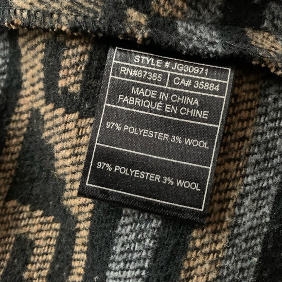 Jack by BB Dakota jacket in a size XS. Vintage inspired print and lightweight. - Picture 6 of 7